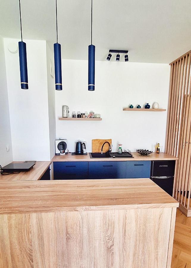 Blue Amber Apartment Rumia Luaran gambar